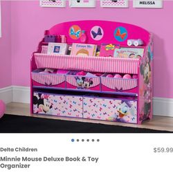 New Minnie Mouse book and toy organizer