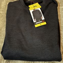 New Men’s Sweater Small