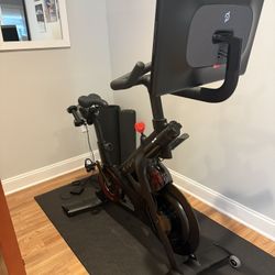 Peloton 2021 Edition Bike 