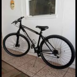 Mongoose switchback mountain bike 8bto 10 speed 27.5 to 19 inch wheels.