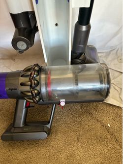 Dyson. Cordless Vacuum Docking Station And Attachments