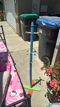 Kids Coat Hanger 