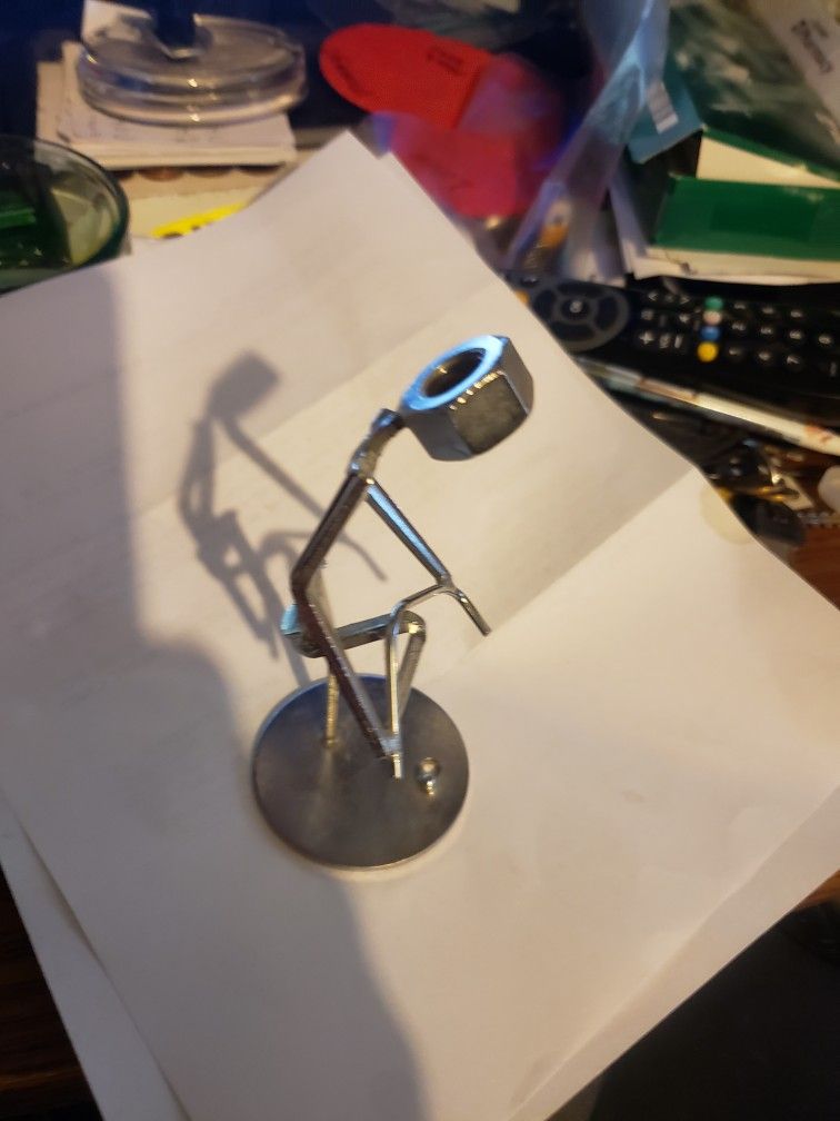Golfer Nut , Stick Figure Bending His Golf Club Over His Knee