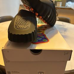 Nike Mind 001 Size 9 Men 