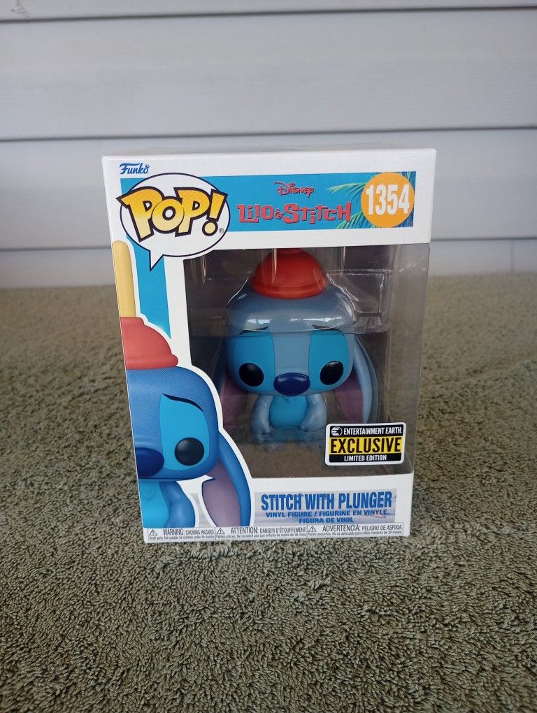 Lilo Stitch Stitch with Plunger Pop Vinyl Figure 1354 - Entertainment Earth