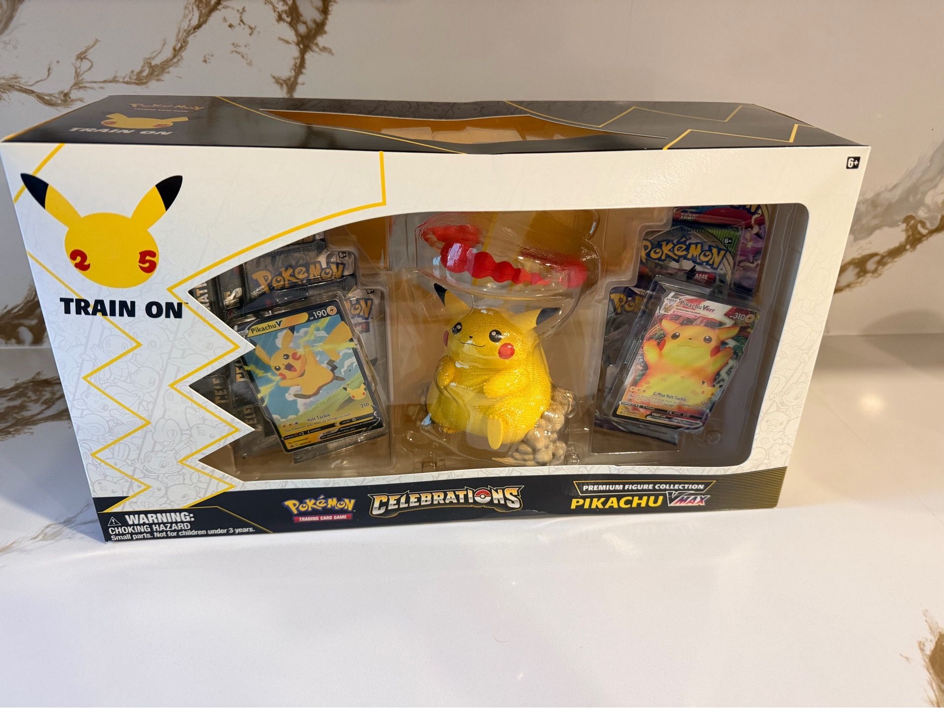 Pokemon TCG: Celebrations Premium Figure Collection Pikachu VMAX Box