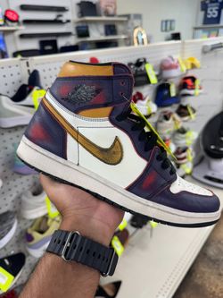 AIR JORDAN 1 RETRO HIGH OG DEFIANT SB LA TO CHICAGO MEN’S SNEAKERS SIZE 9 USED WITH BOX