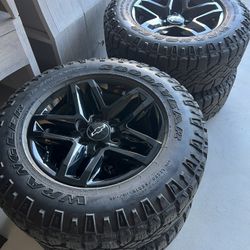Silverado Trail boss wheels