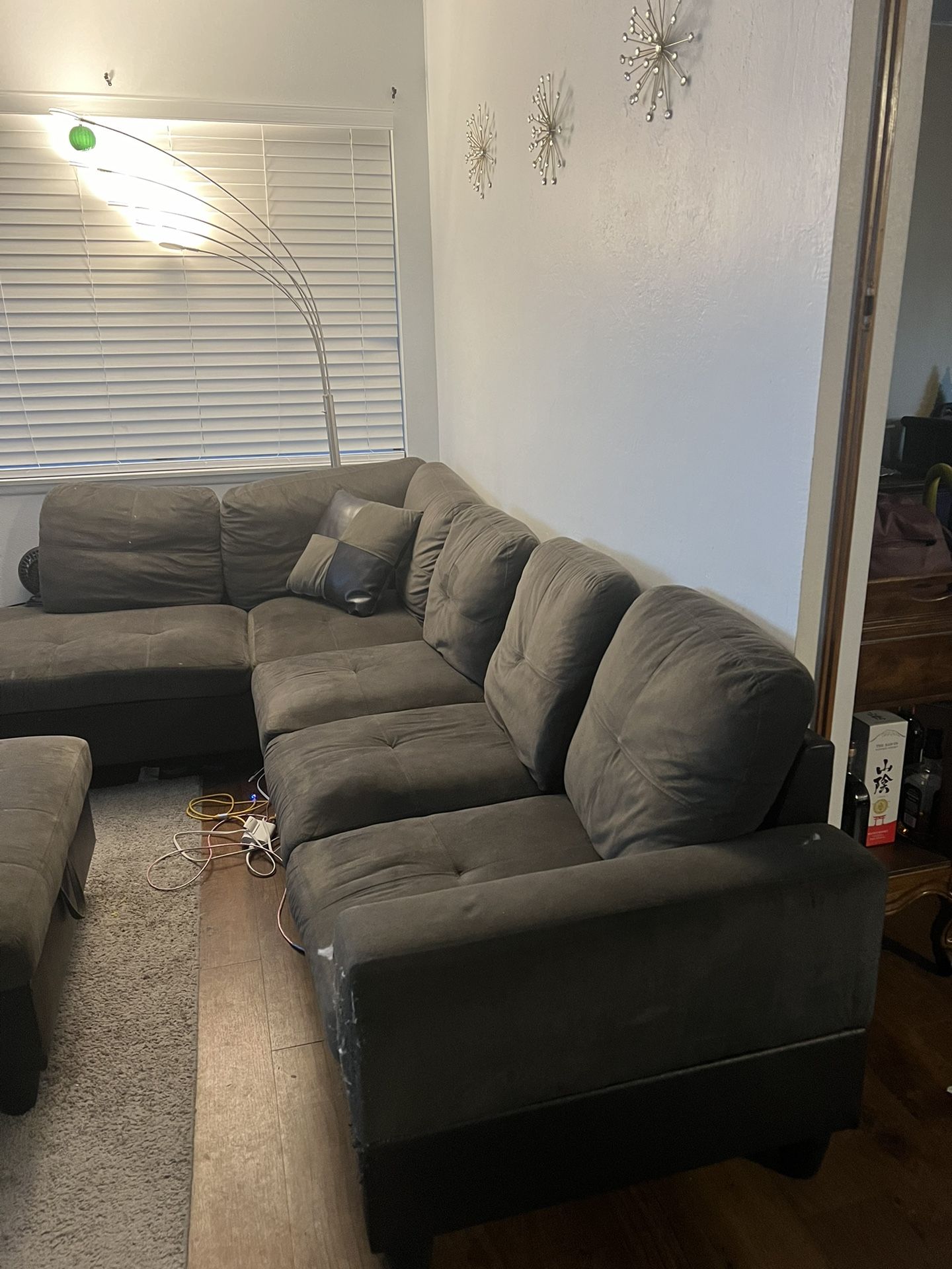 Sectional Couch Free