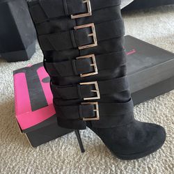 Boots (size 7.5)