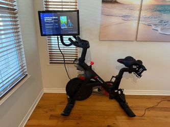 Peloton Bike+ | Rotating Touchscreen + Extras – $600 OBO