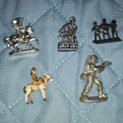 5 Micro Mini Doll House Figures