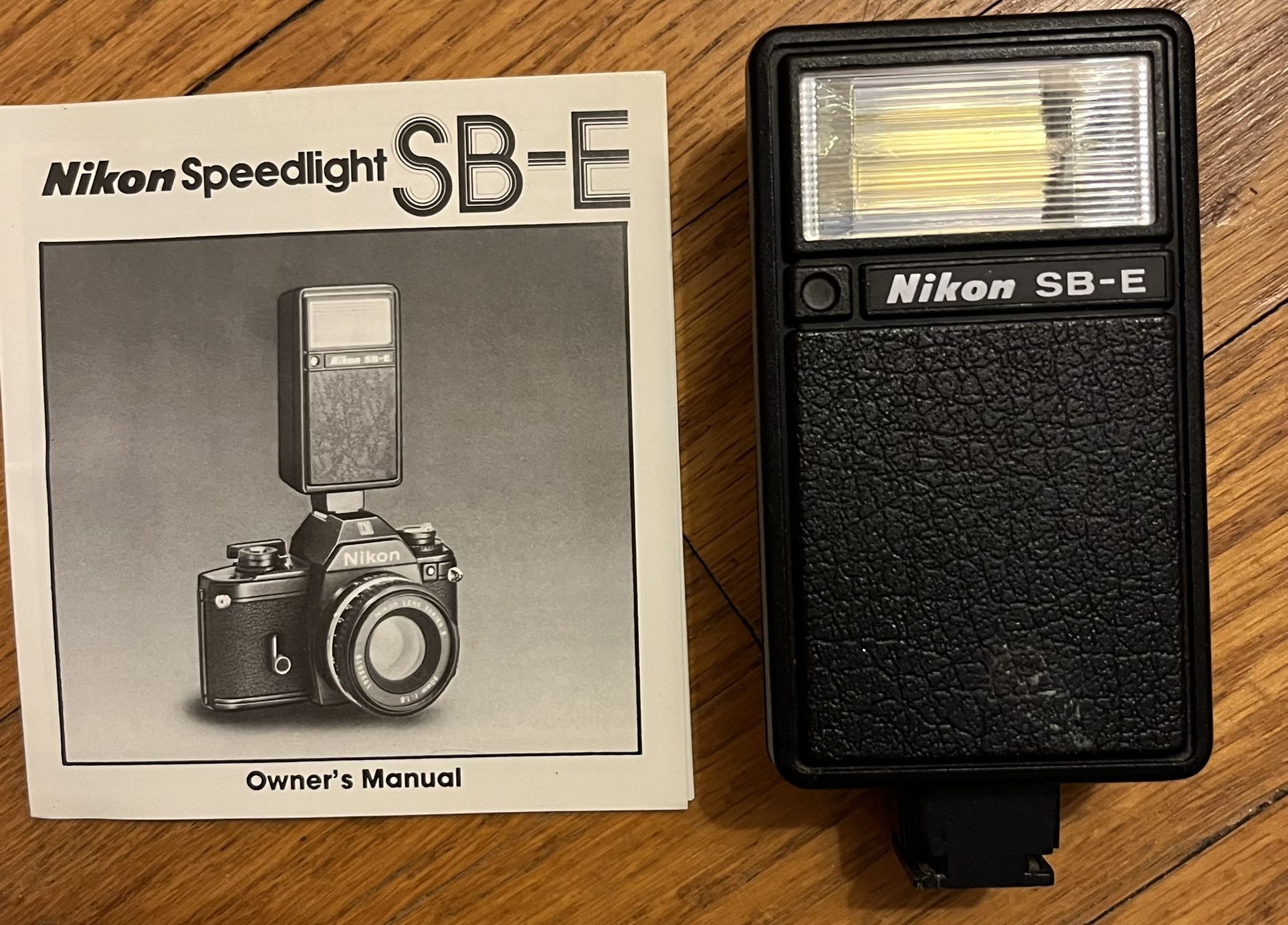 Nikon Speedlight SB-E Shoe Mount Flash for Nikon