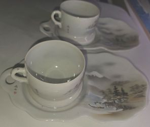 Set Of 2 Kutani Eggshell Porcelain Dishes With Mt.Fuji, Lake,, House And Trees In VG Condition 