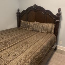 Luxury King Size Bedroom Set w/ Foam Mattress – Bed + Dresser + Mirror 