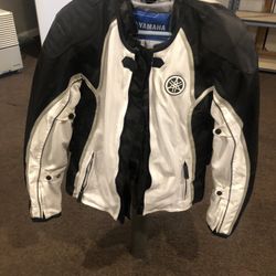 Women’s Yamaha  Riding  Jacket Brand New !!