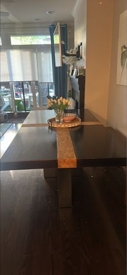 Dinning room wood table