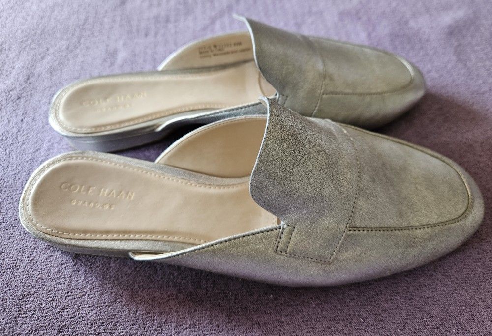 Cole Haan Women's Size Delce Silver Metallic Loafer Mule in box
