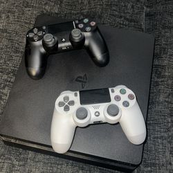 Like New PS4 With 2 Controllers  + Last Of Us Game