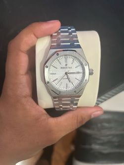 Men’s luxury watch