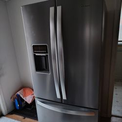Whirlpool French Door Refrigerator