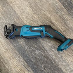 MAKITA XRJ01 18V LXT Variable Speed Compact Reciprocating Saw