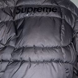 Supreme Coat/jacket 
