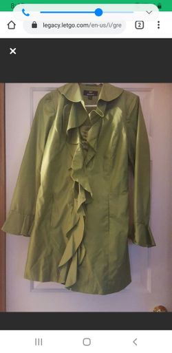 Green ruffled jacket