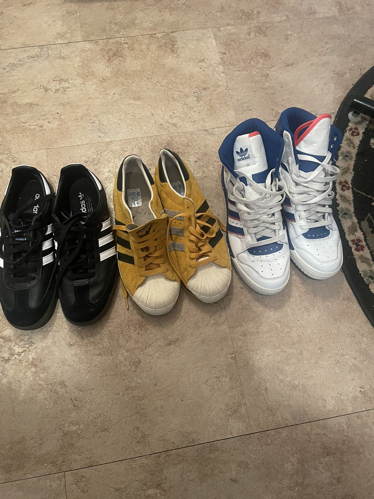 Adidas sneakers men’s size 10 1/2