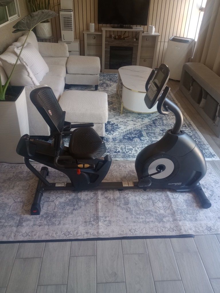 Schwinn Fitness 230 Recumbent Bike