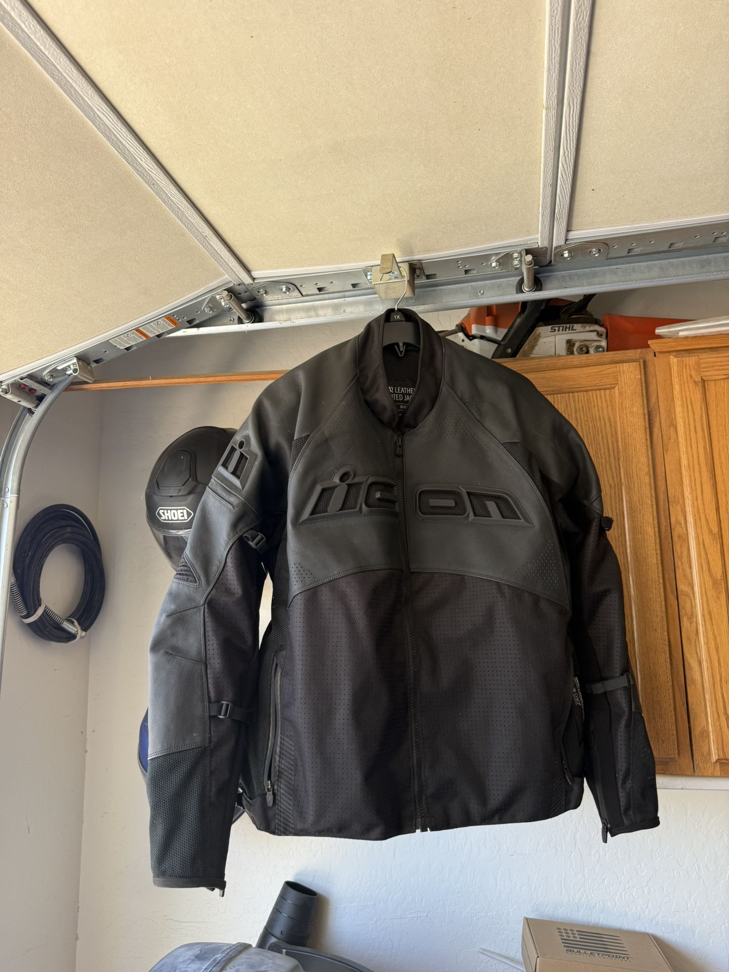 XL Icon Contra 2 Motorcycle jacket