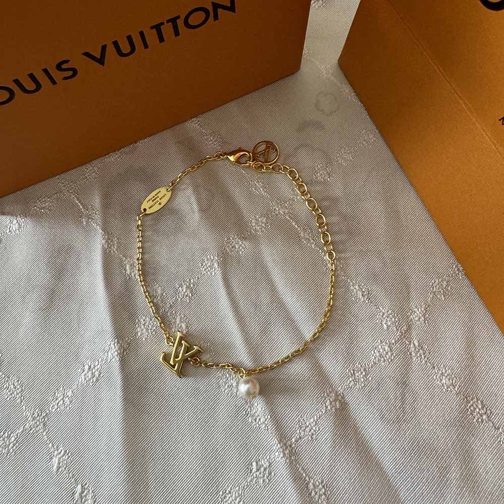 Louis Vuitton Classic Pear1 Bracelet Gold