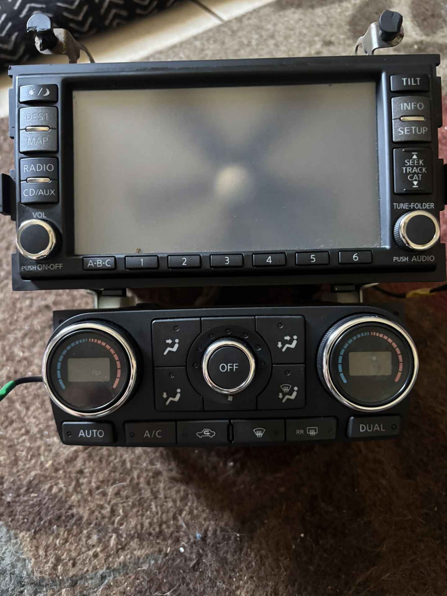 Nissan Radio / Bose