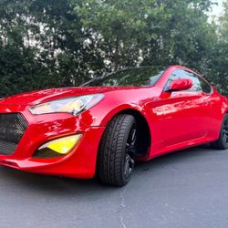 2014 Hyundai Genesis Coupe 2.0T – $9,000 (Salvage Title)