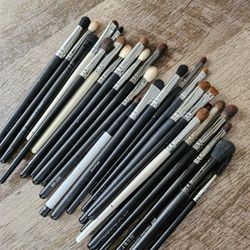 Eyeshadow Brush Bundle
