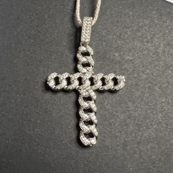 925 Sterling Silver Cuban link CZ Cross pendant brand new