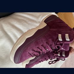 Jordan 12 Retro Bordeaux