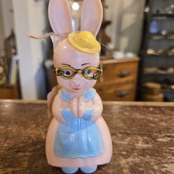 Vintage Knickerbocker Bunny Rattle