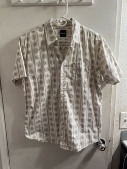 Men’s Size Large Shirt