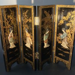 Vtg Asian Black Lacquer Mother of Pearl Geisha 4 Panel Table Top Folding Screen