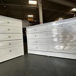 Set Dresser New $380 Premium
