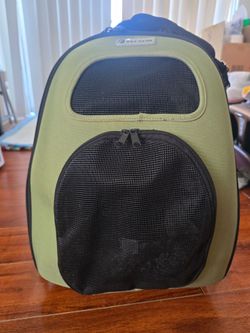 Pet Gear Carrier with Wheels and Straps $20 OBO