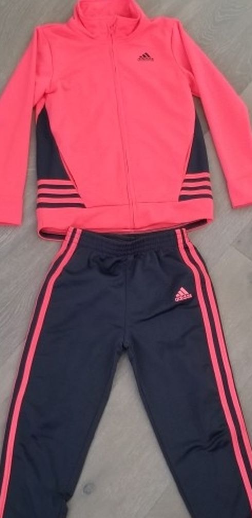 ADIDAS GIRLS SIZE 6