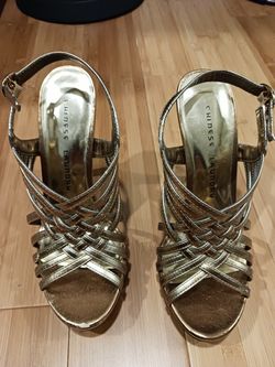 Chinese Laundry Gold Stilleto