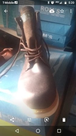 Men's work shoes size 10