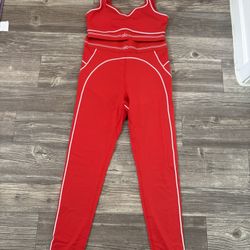 Women’s Red Alo Set 