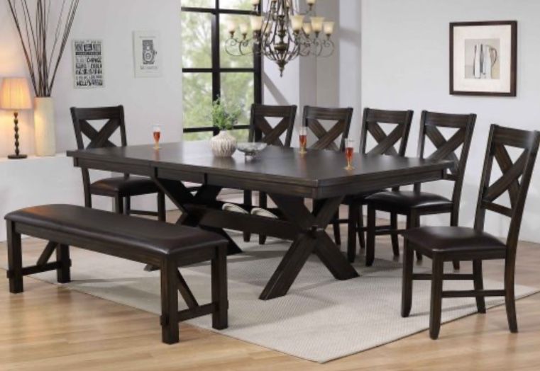 2 OPTIONS! TABLE AND CHAIRS! WOW! FOR LESS