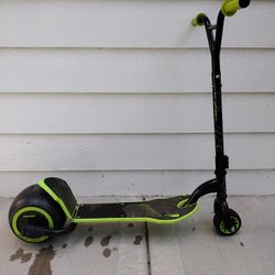 Huffy Green Machine Drift Scooter 