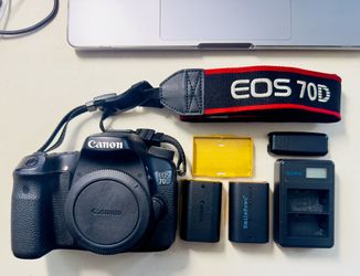 Canon EOS 70D Camera Body