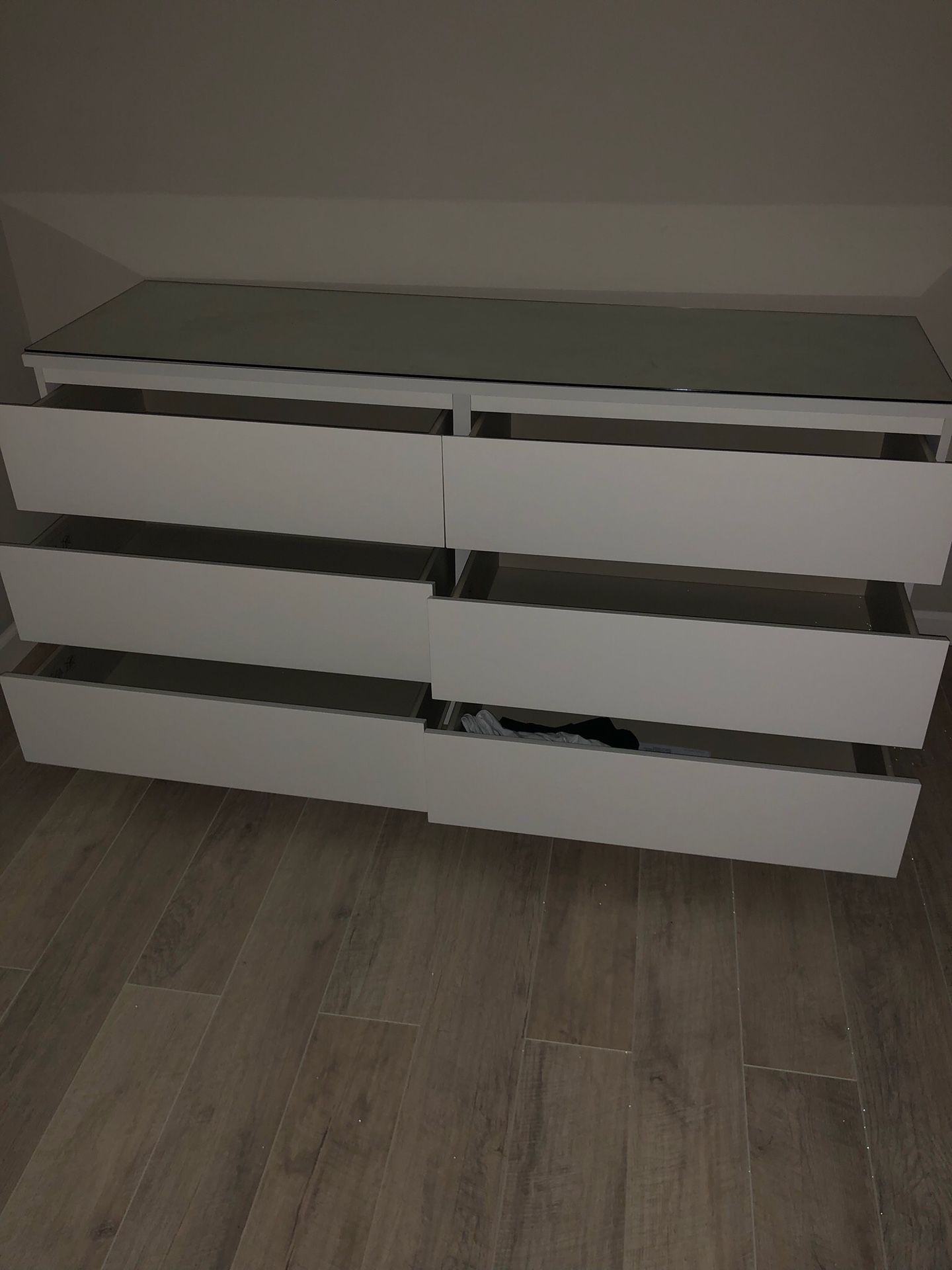 6 Drawer Dressers with top Glass! White/ Ikea